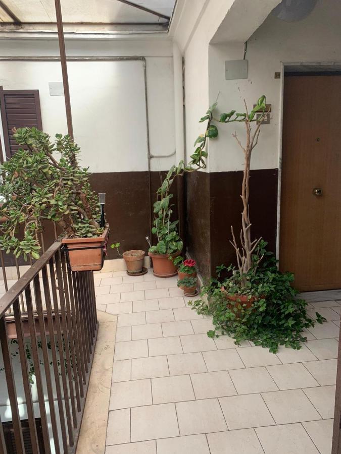 Palazzo Dei Tabacchi Apartment Bari Bagian luar foto