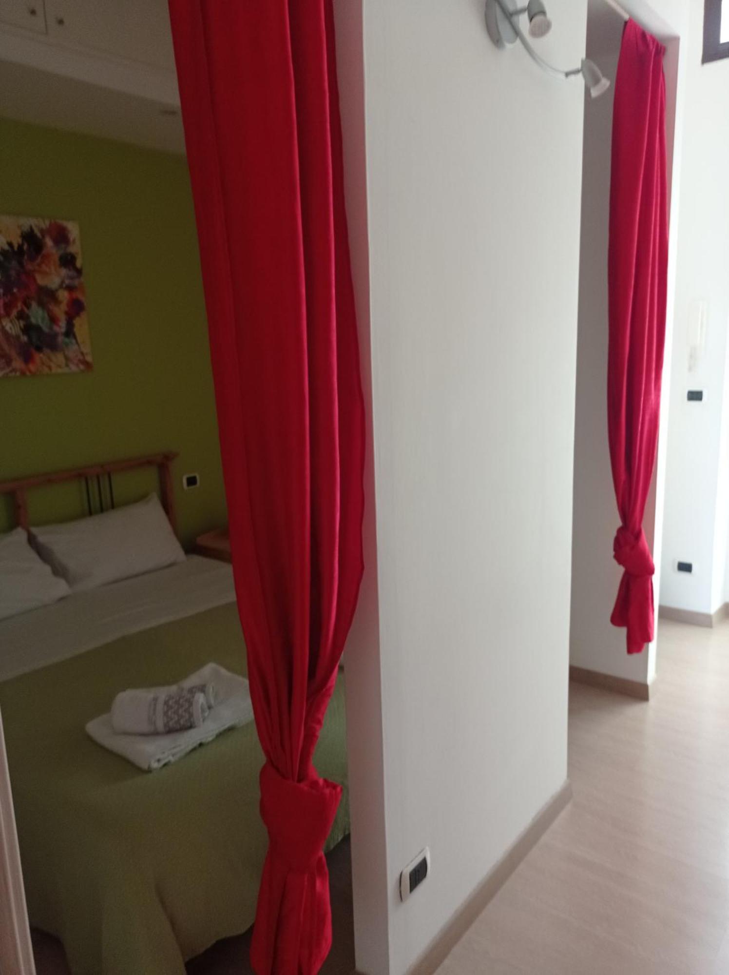Palazzo Dei Tabacchi Apartment Bari Bagian luar foto